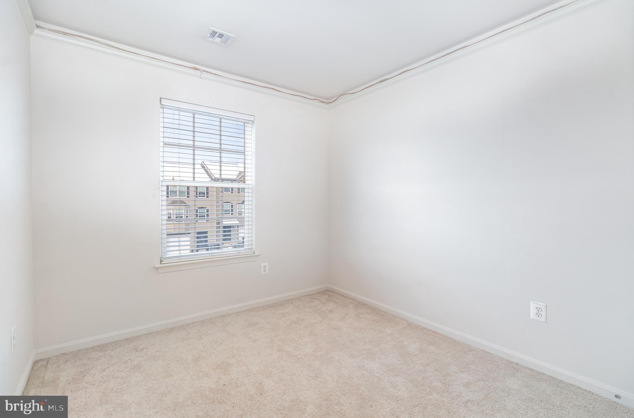 WELLINGTON MANOR - Residential