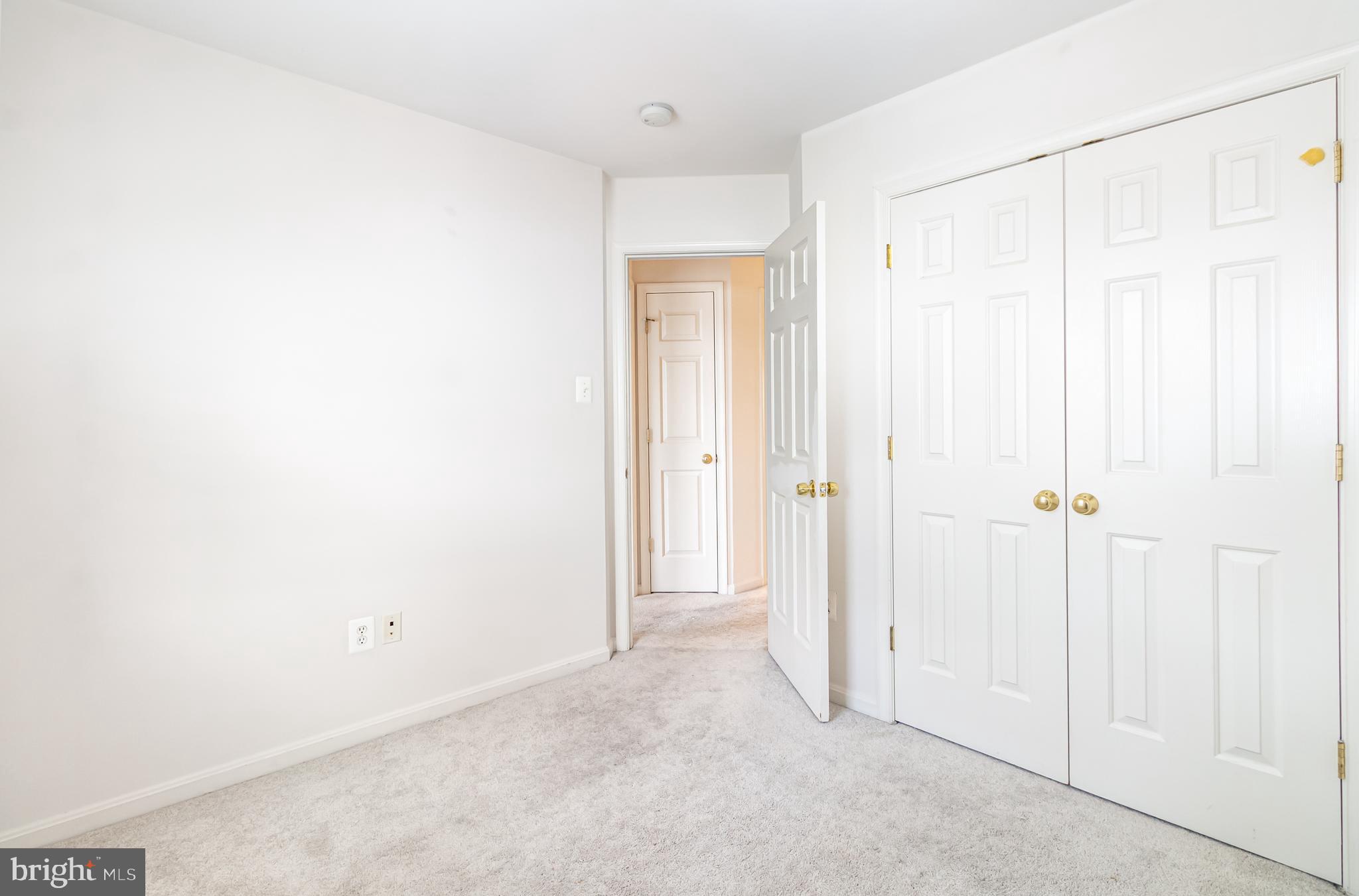 WELLINGTON MANOR - Residential