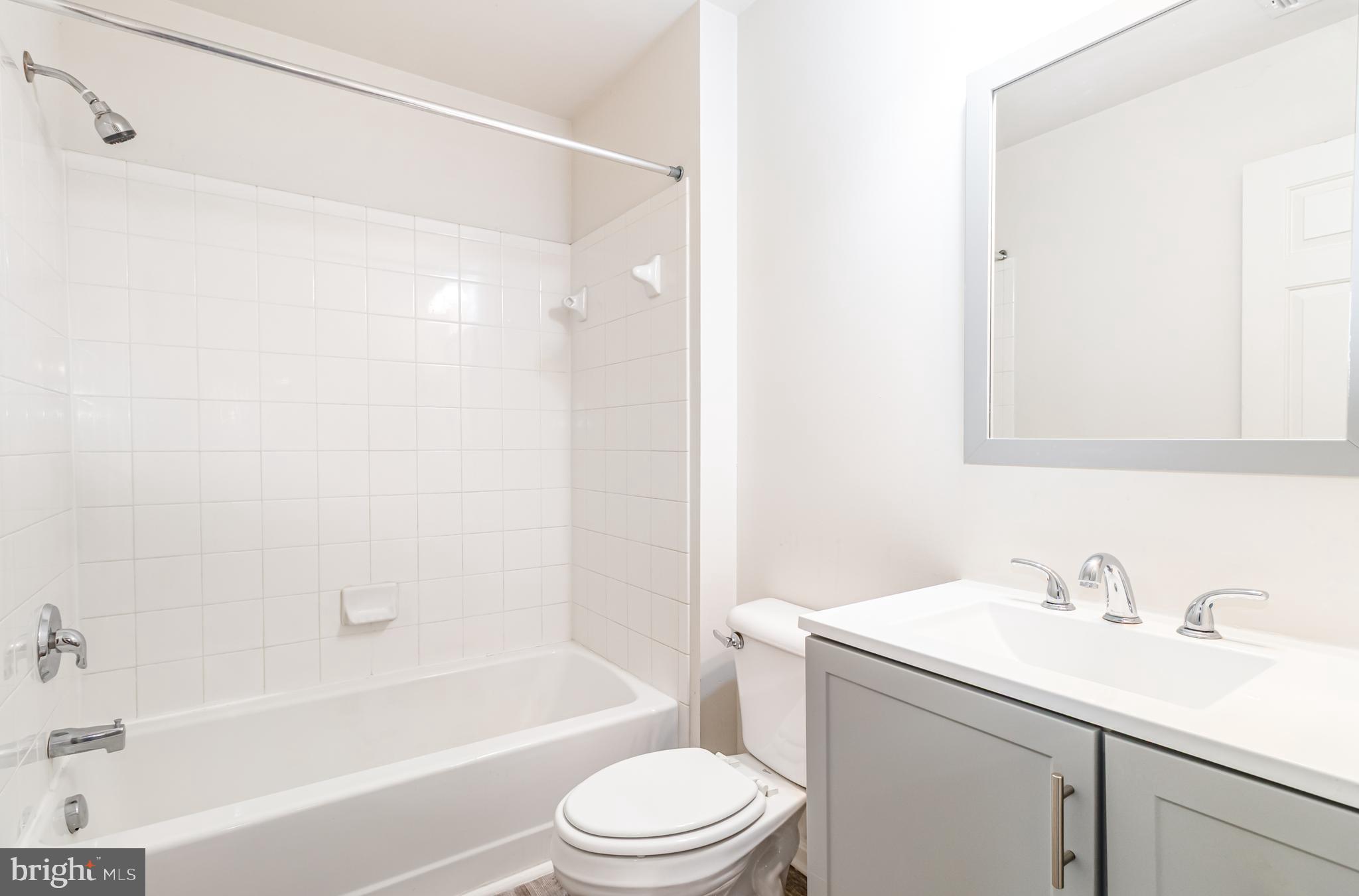 WELLINGTON MANOR - Residential