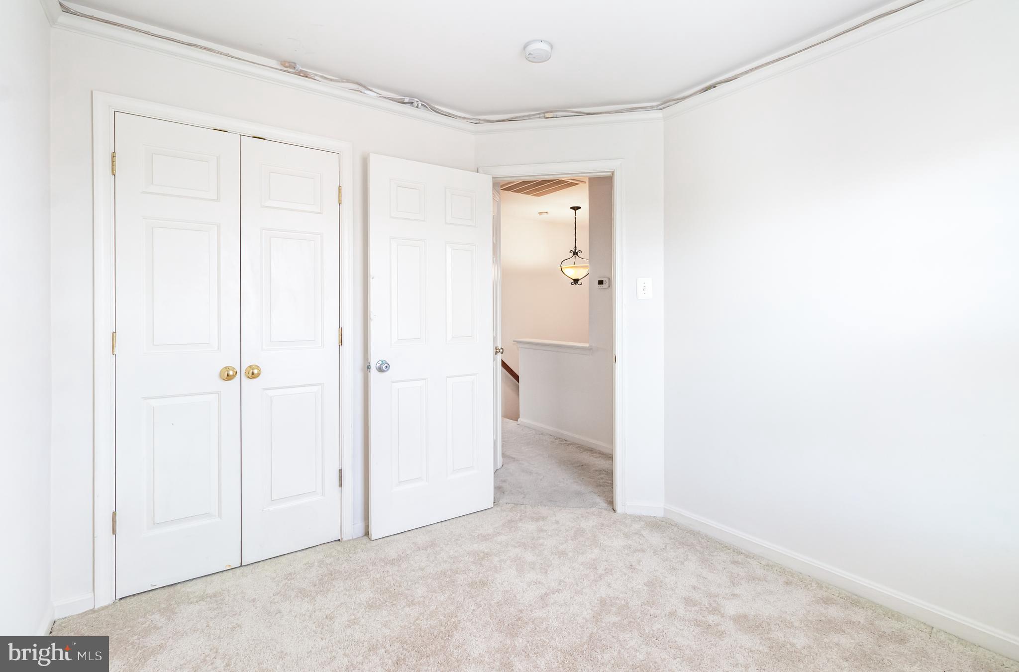 WELLINGTON MANOR - Residential