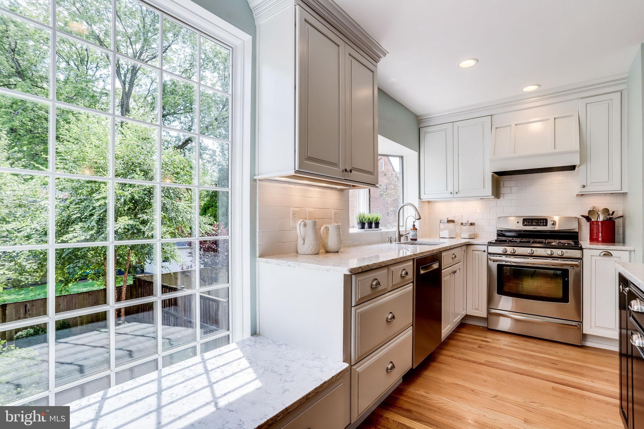 YATES GARDENS - Residential