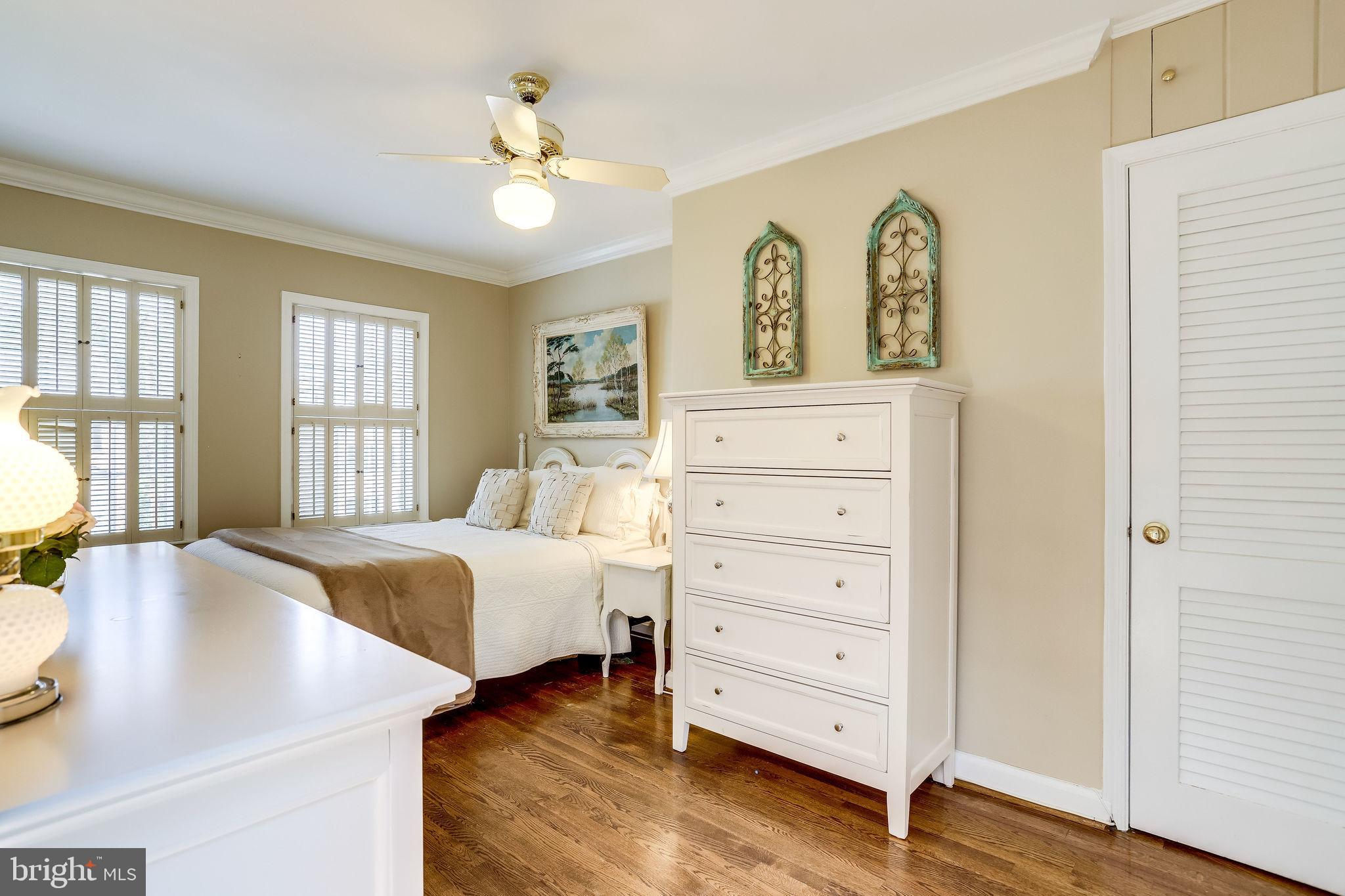 YATES GARDENS - Residential