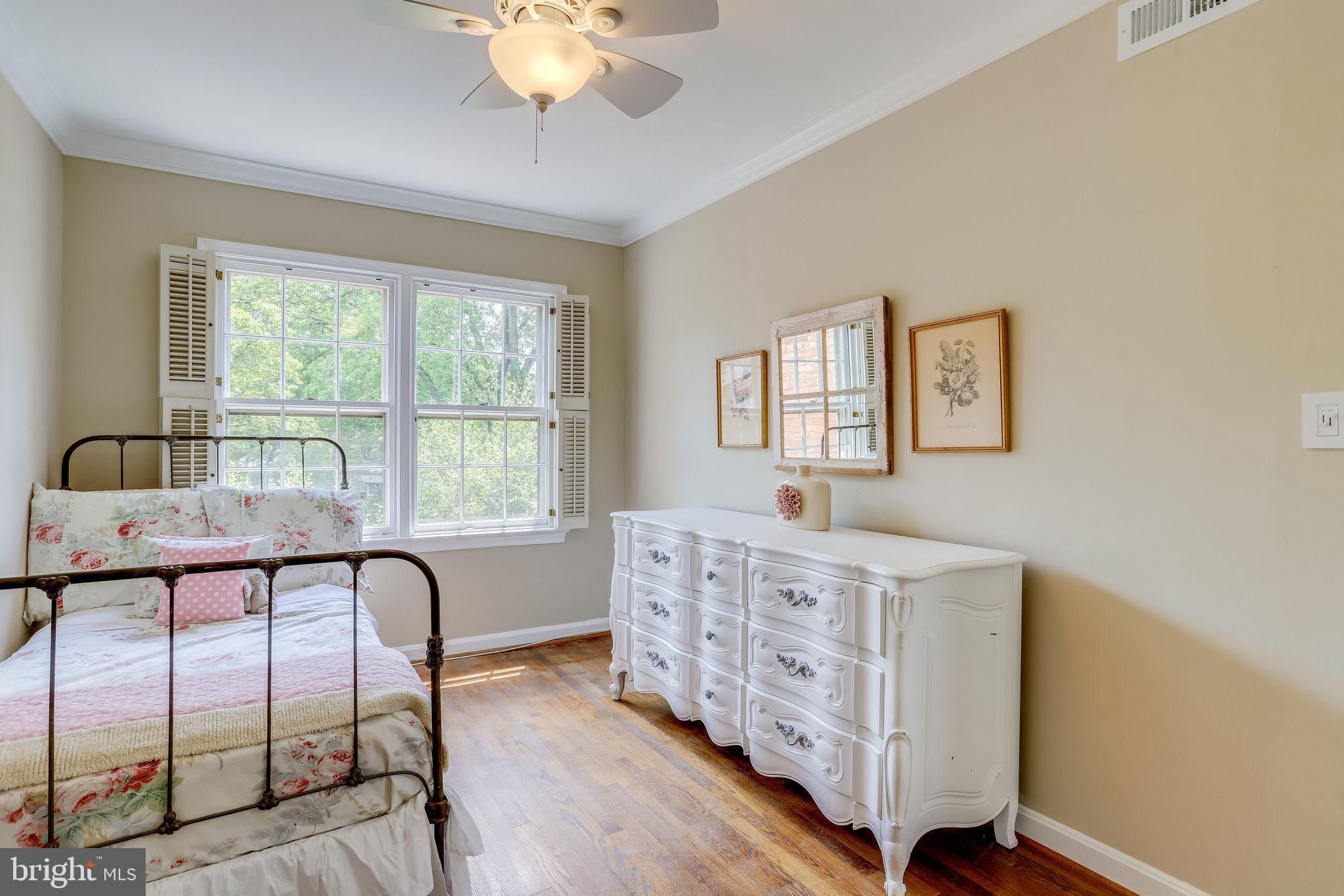 YATES GARDENS - Residential