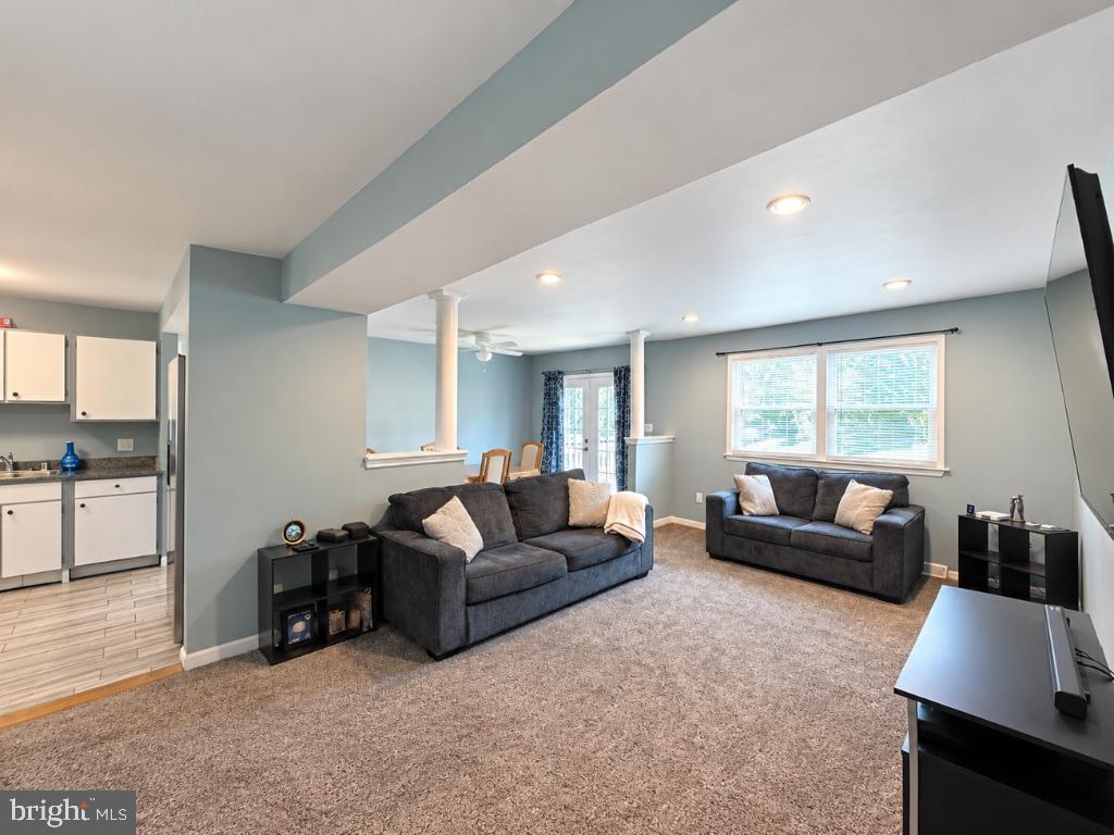 830 CALVERT TOWNE DRIVE