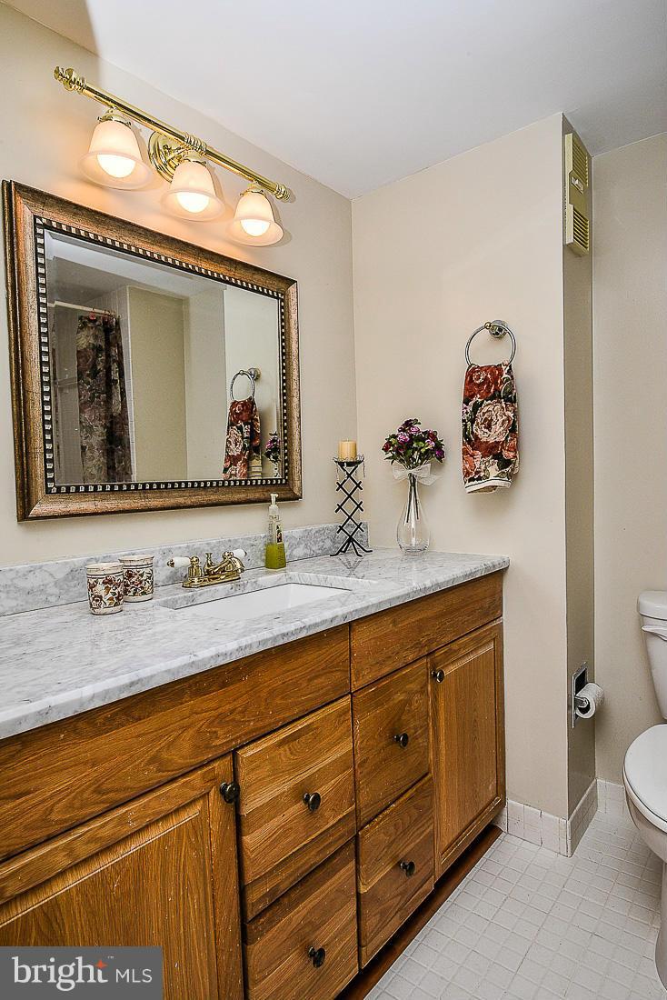 SKYLINE HOUSE - Residential