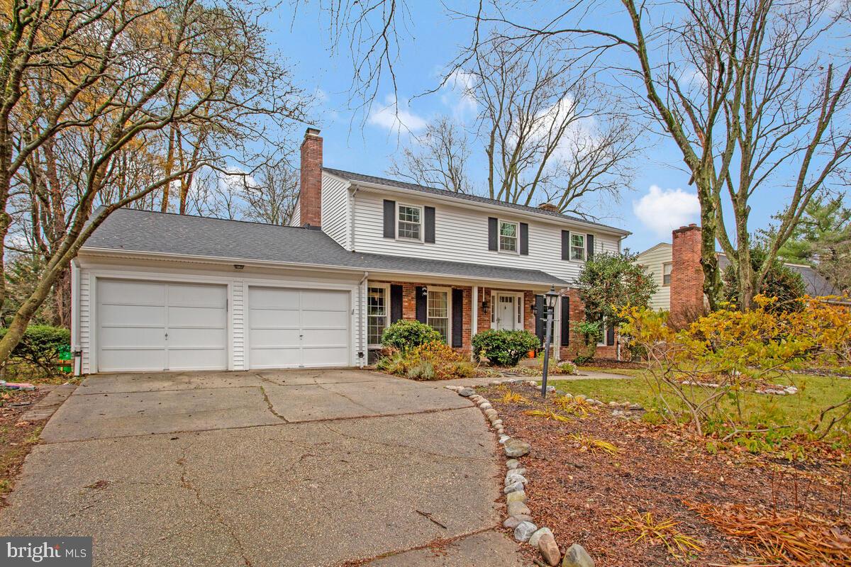 ROLLANDWOOD - Residential Lease