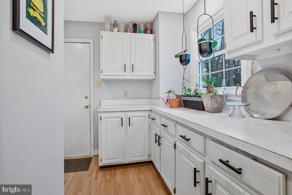 ROLLANDWOOD - Residential Lease