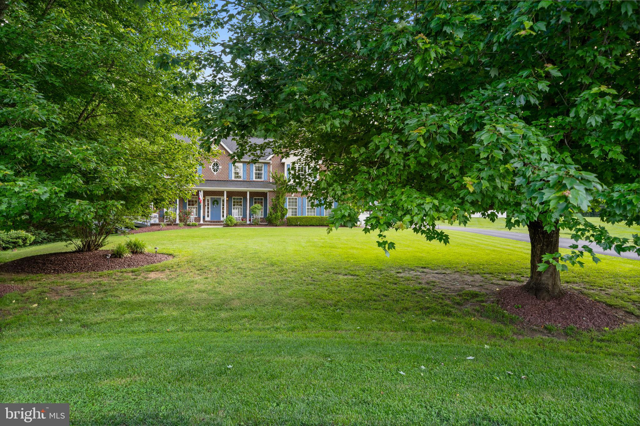 CROSS POINT - Residential