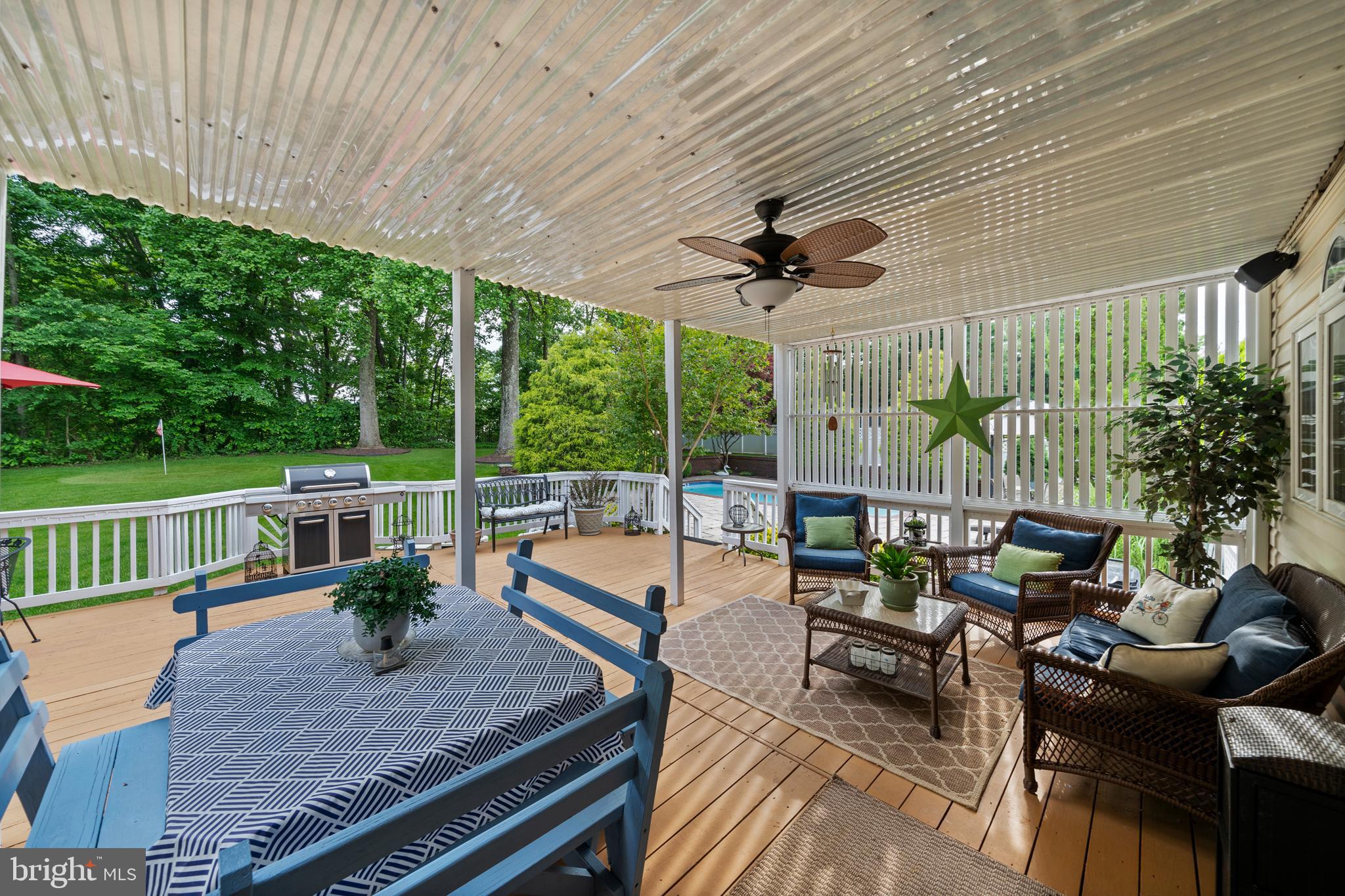 CROSS POINT - Residential