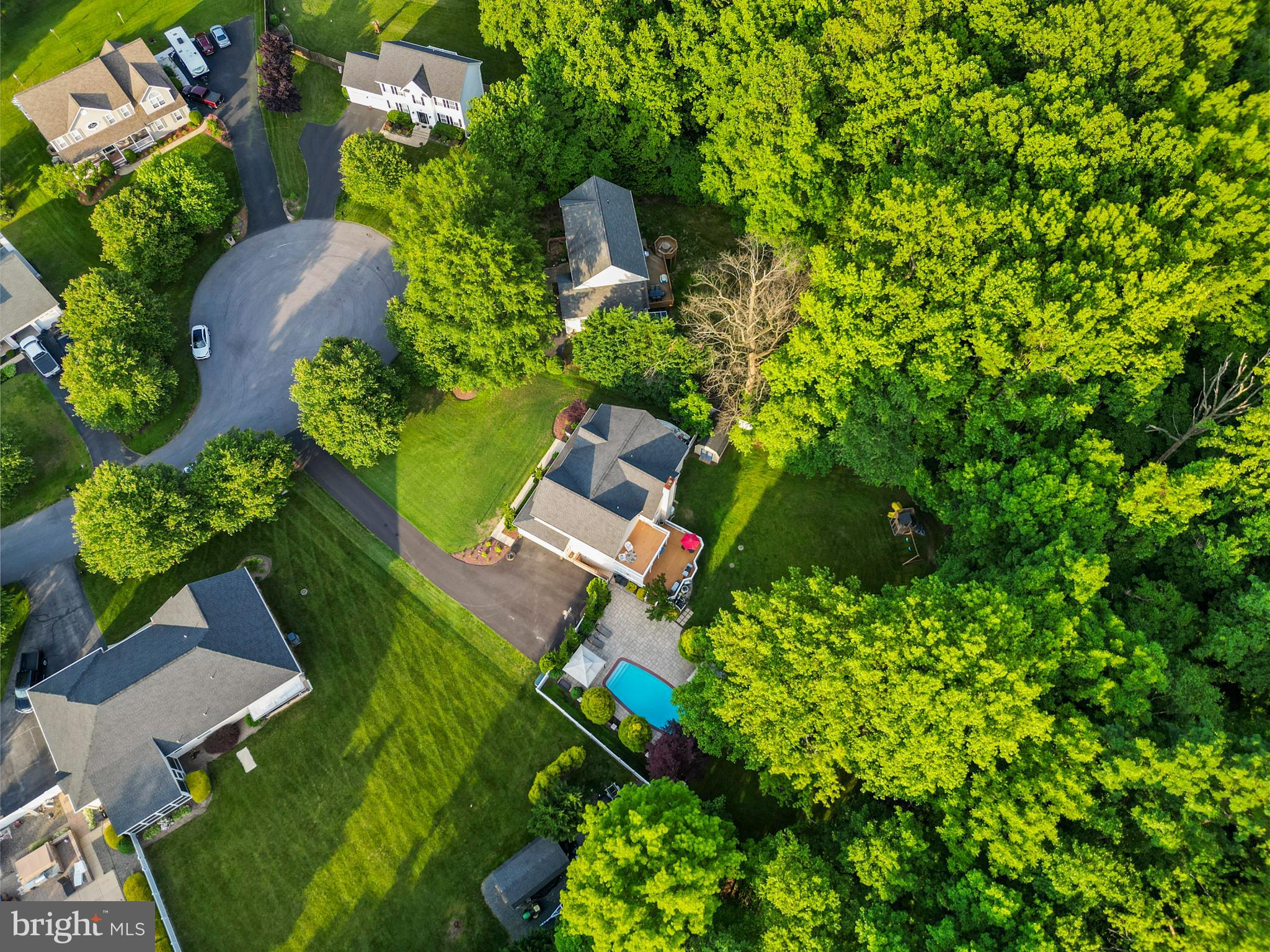 CROSS POINT - Residential