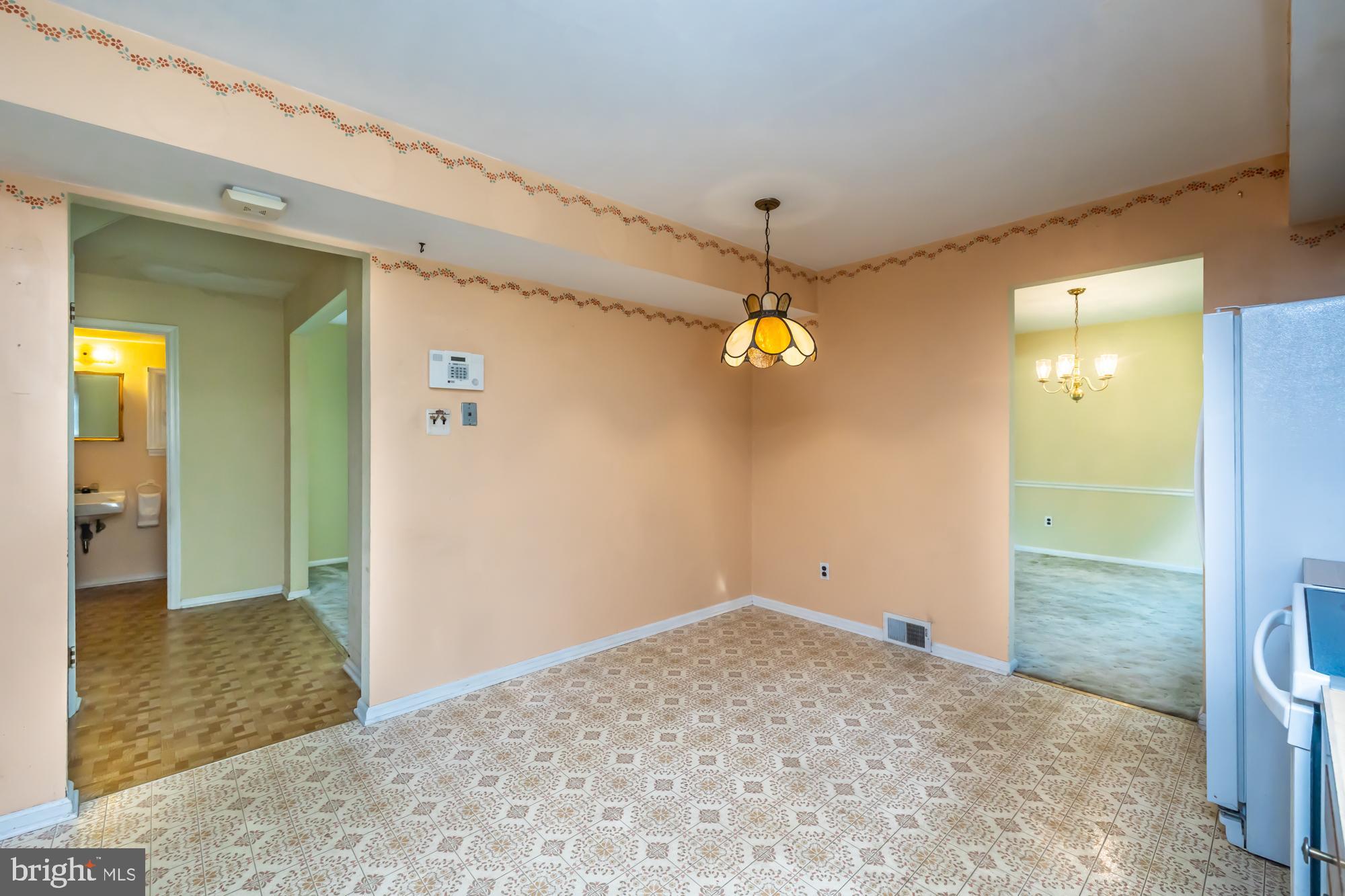 RHONDDA - Residential