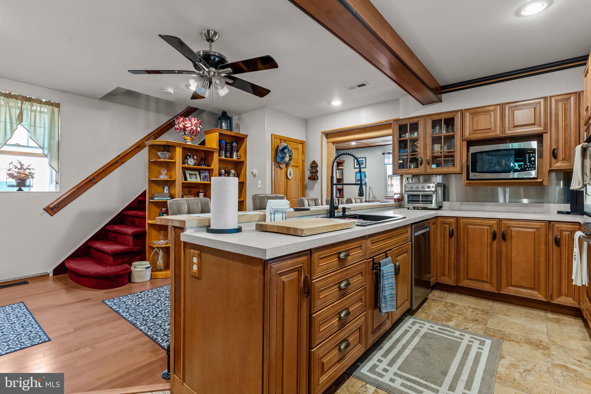 PORT RICHMOND - Residential