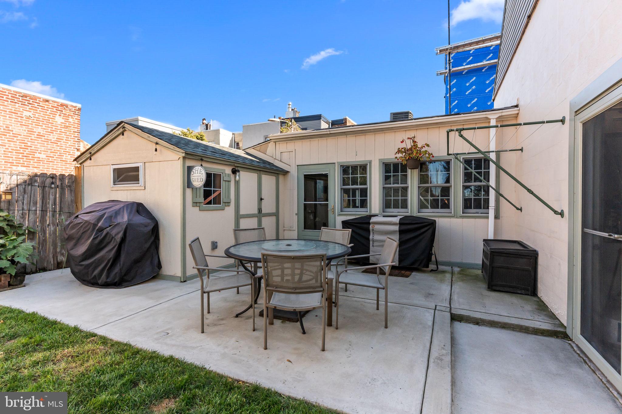 PORT RICHMOND - Residential