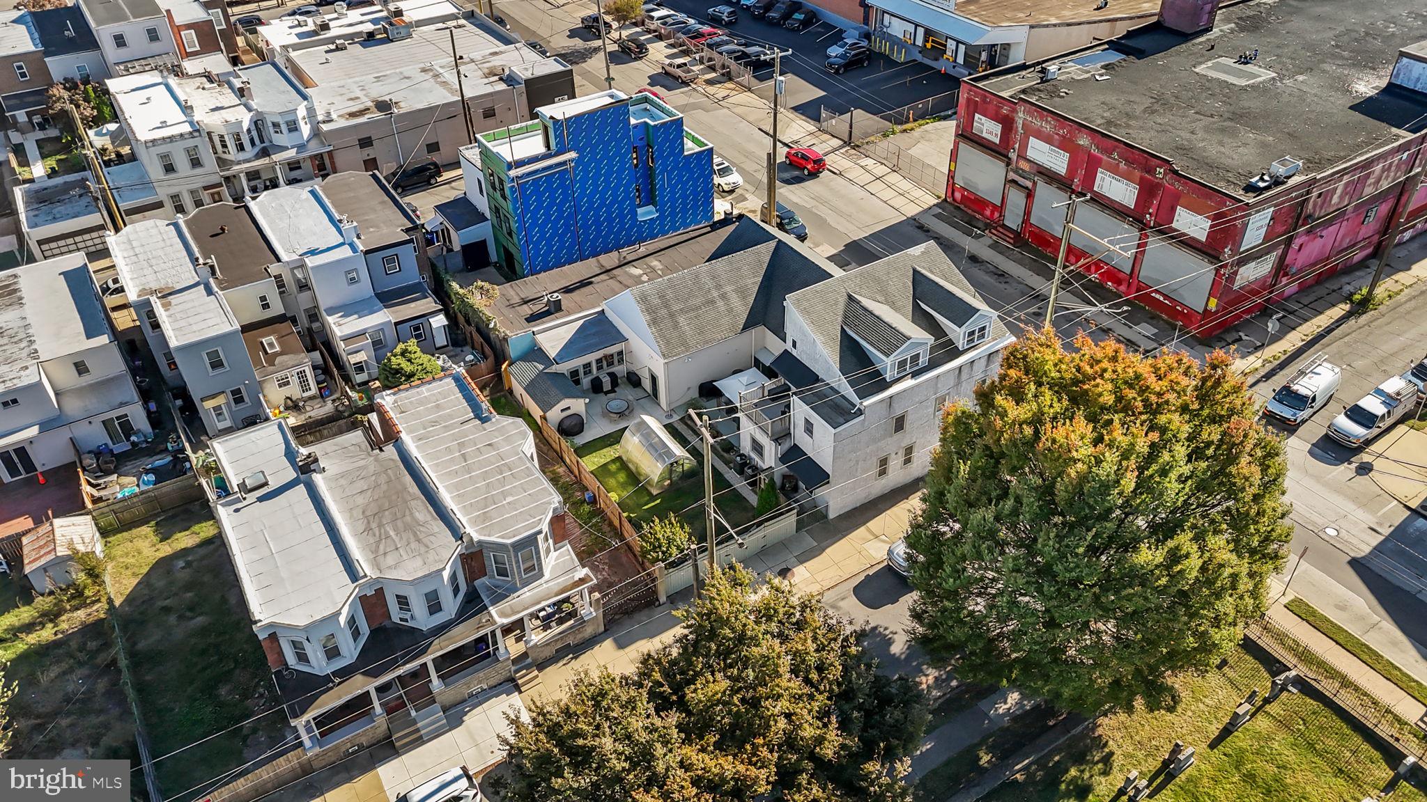 PORT RICHMOND - Residential