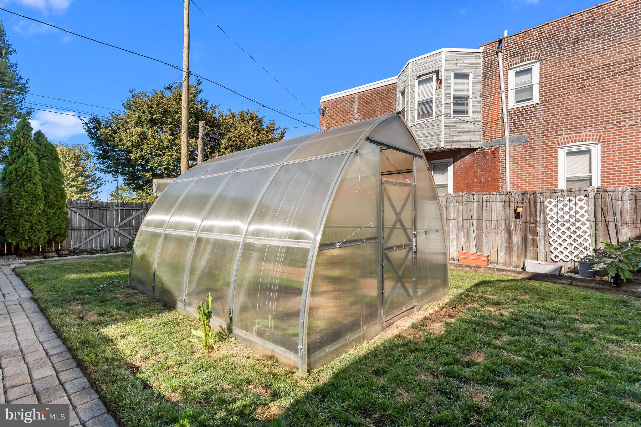 PORT RICHMOND - Residential