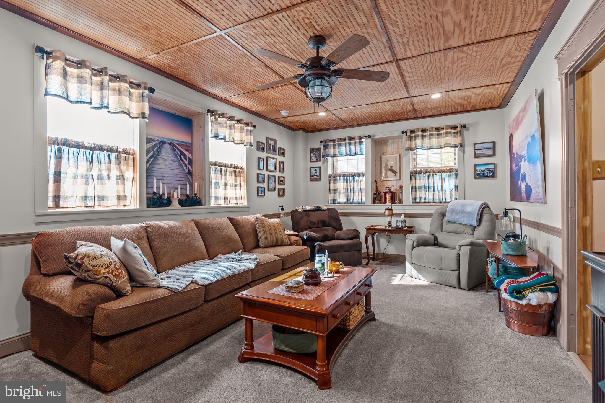 PORT RICHMOND - Residential