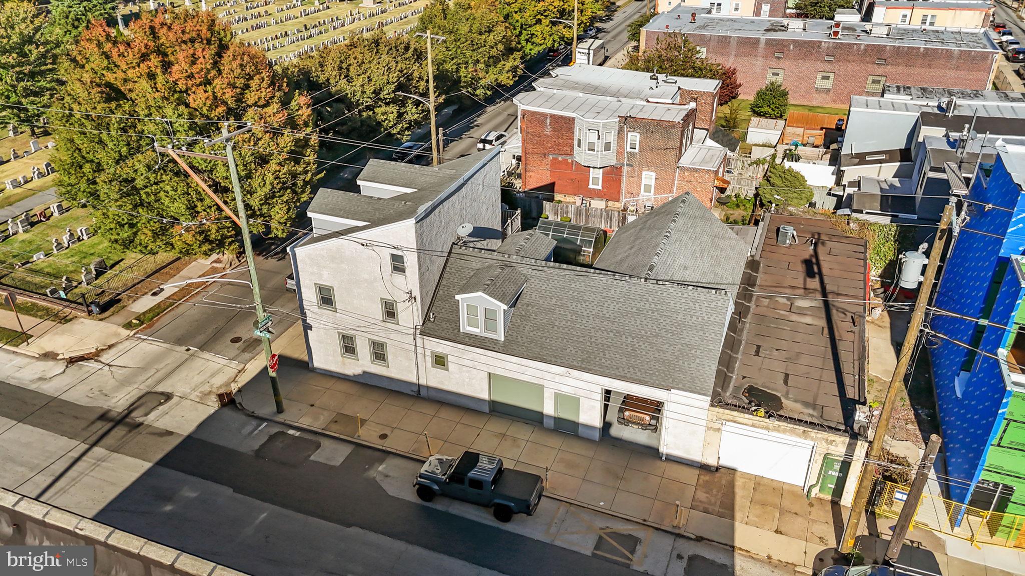 PORT RICHMOND - Residential