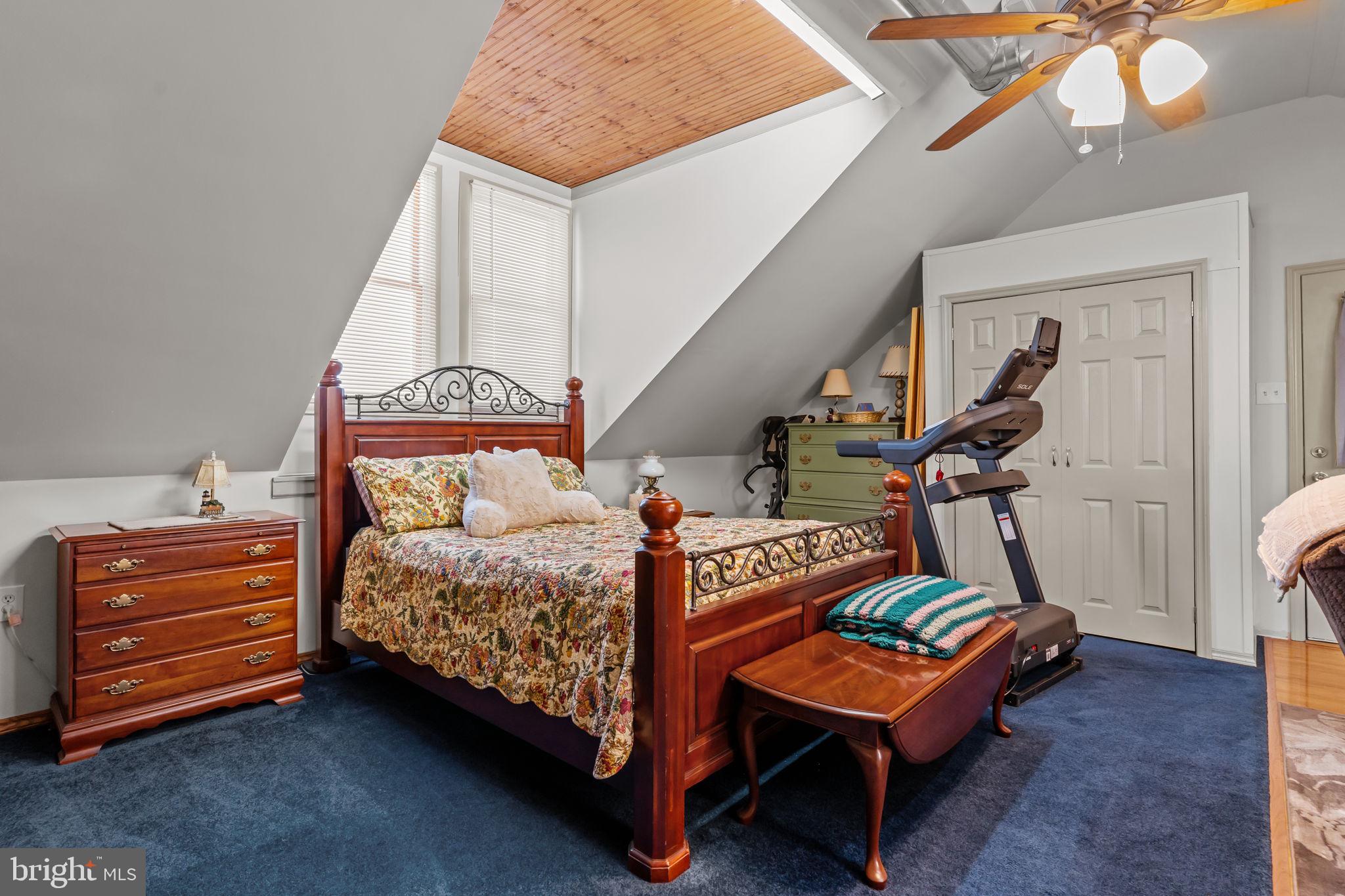 PORT RICHMOND - Residential