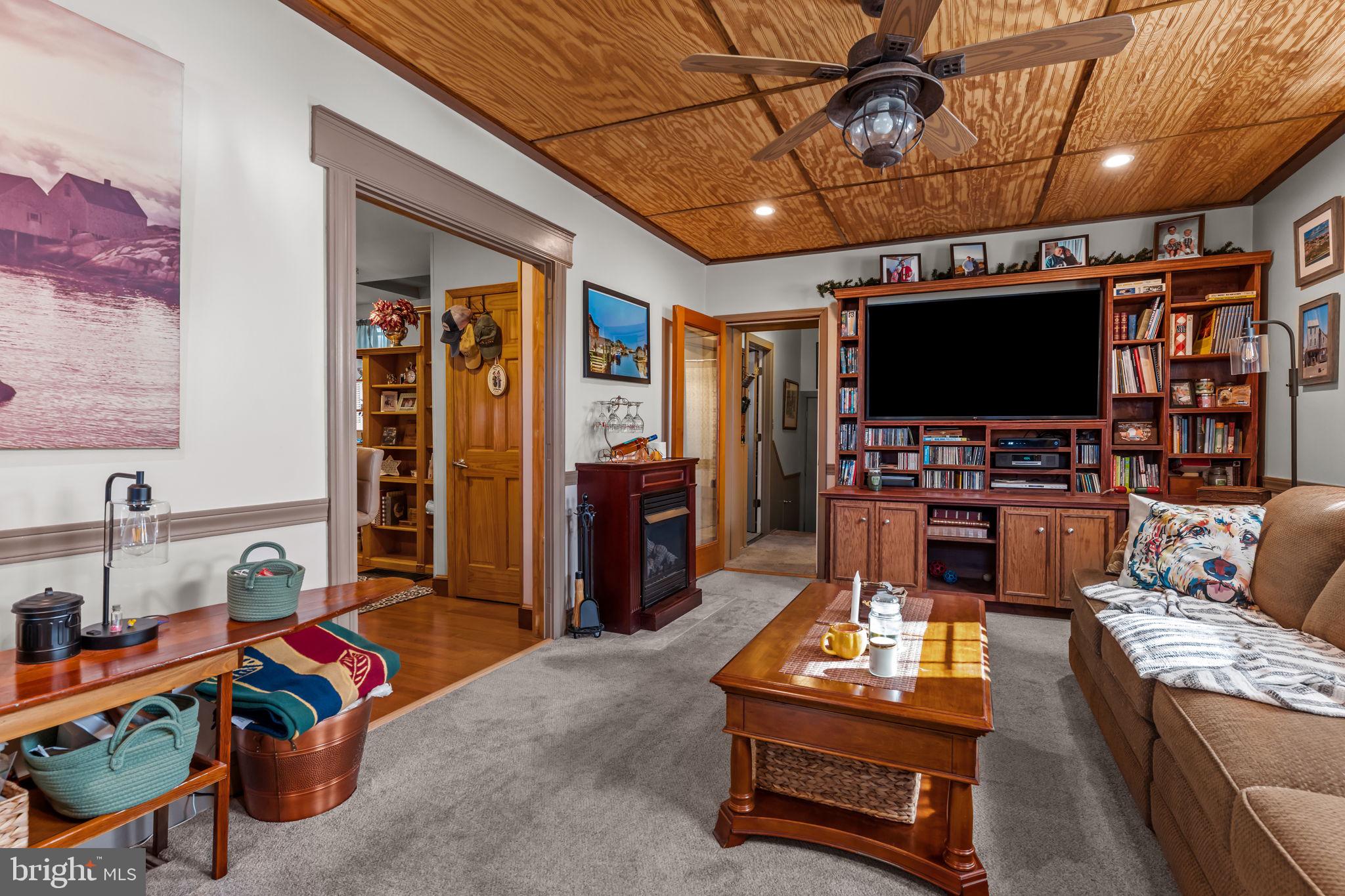 PORT RICHMOND - Residential