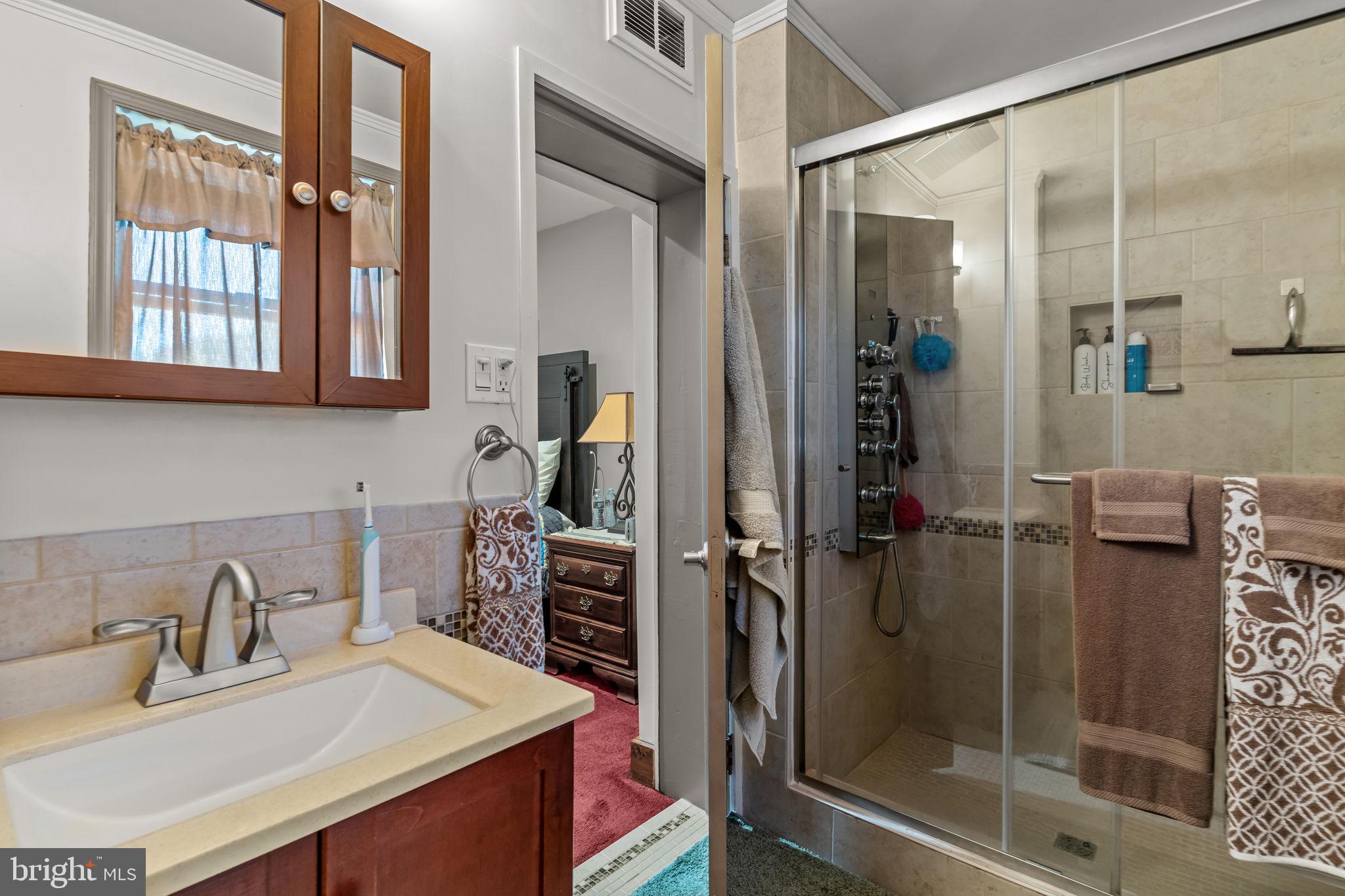 PORT RICHMOND - Residential