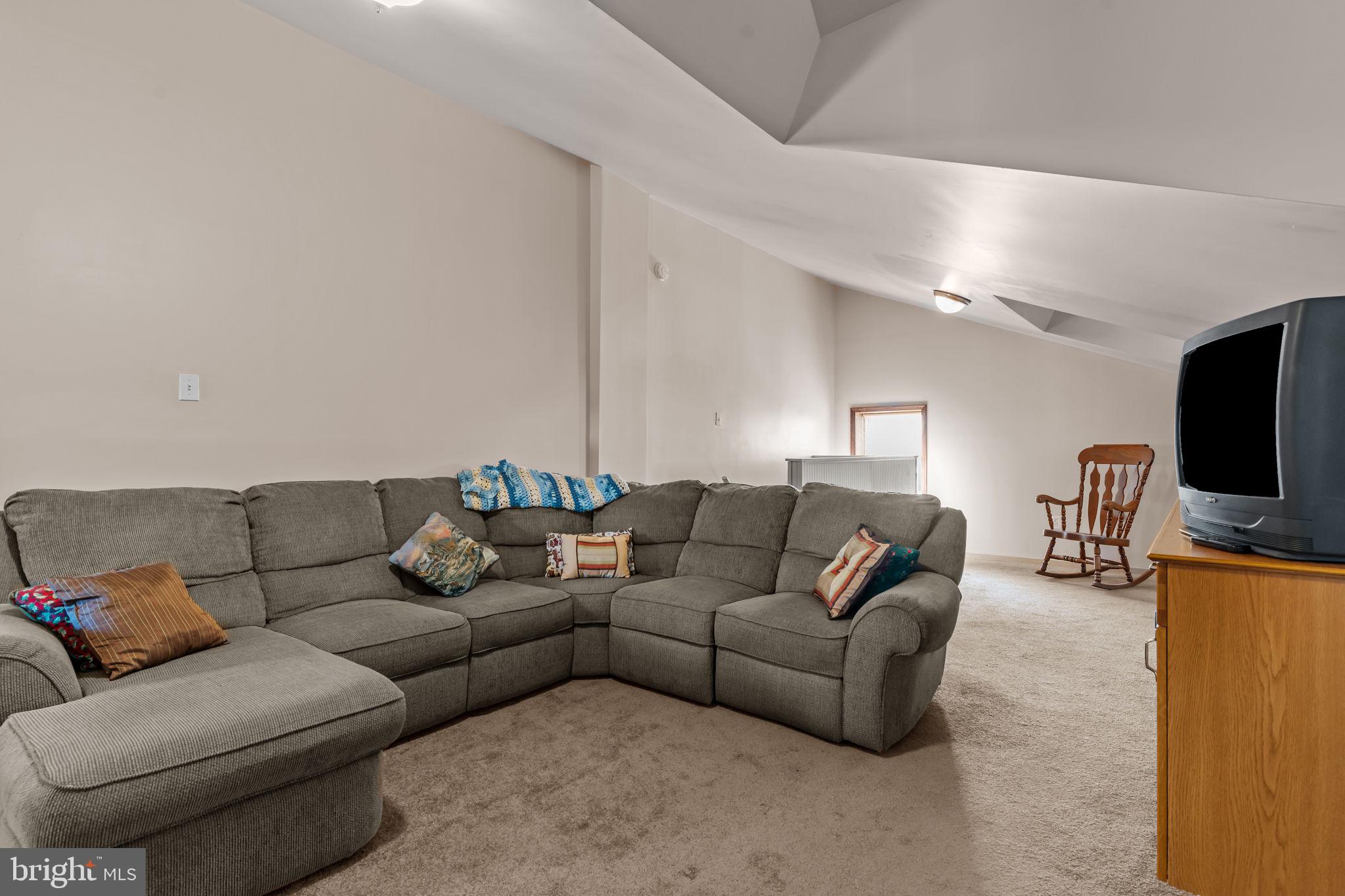 PORT RICHMOND - Residential