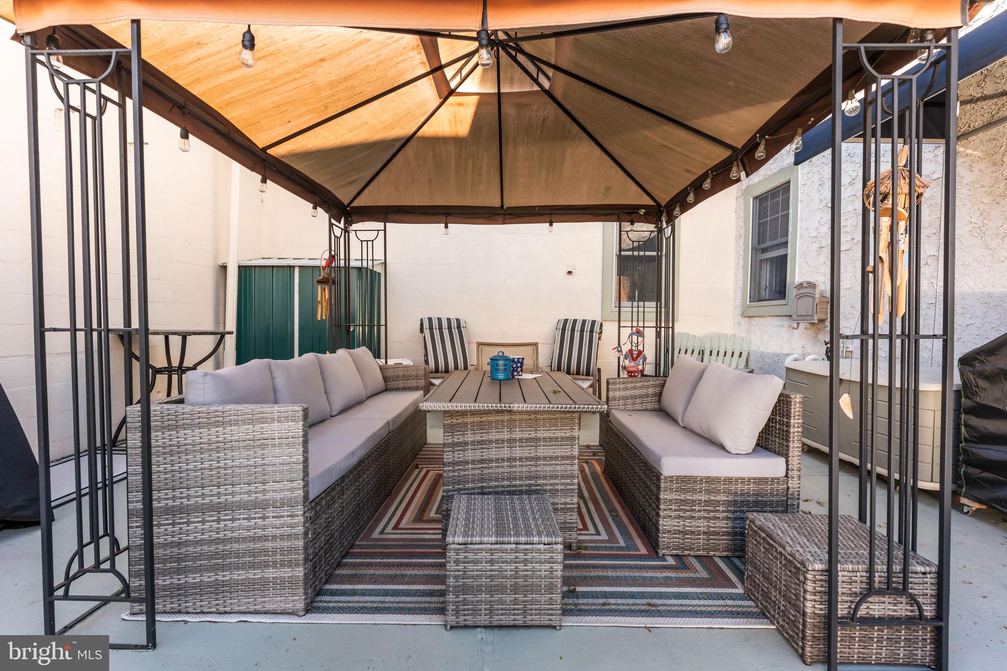 PORT RICHMOND - Residential