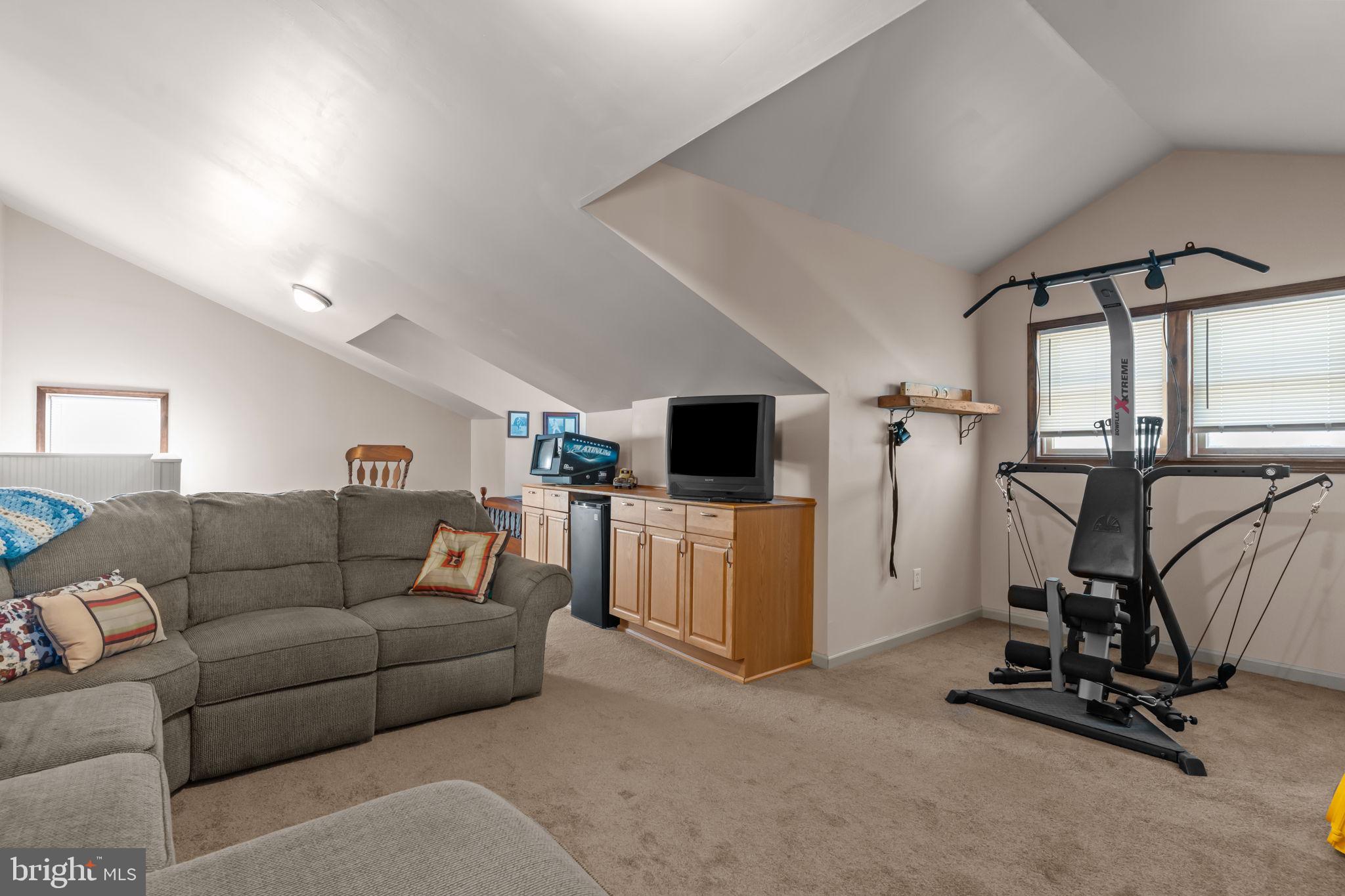 PORT RICHMOND - Residential