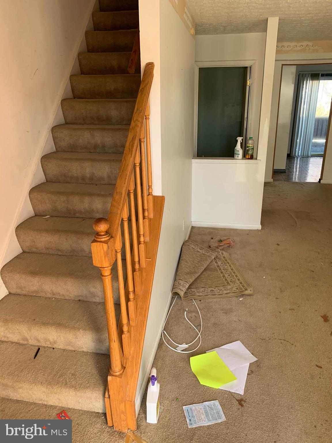 WOODBRIDGE CENTER - Residential