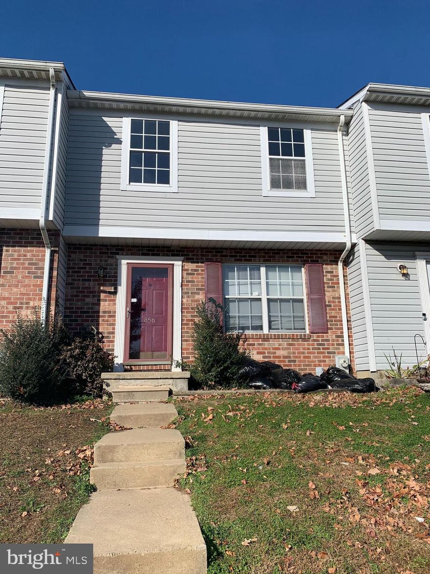 LIST PRICE APPROVED BY LENDER! Subject to third party approval and being sold as-is; House needs some work and TLC and may or may not have mold in the basement - buyer beware - wear a mask! All offers need to be in wet signatures, electronic signatures will not be considered. Buyer to pay 1% loss mitigation fee. Buyer responsible for HOA resale package.