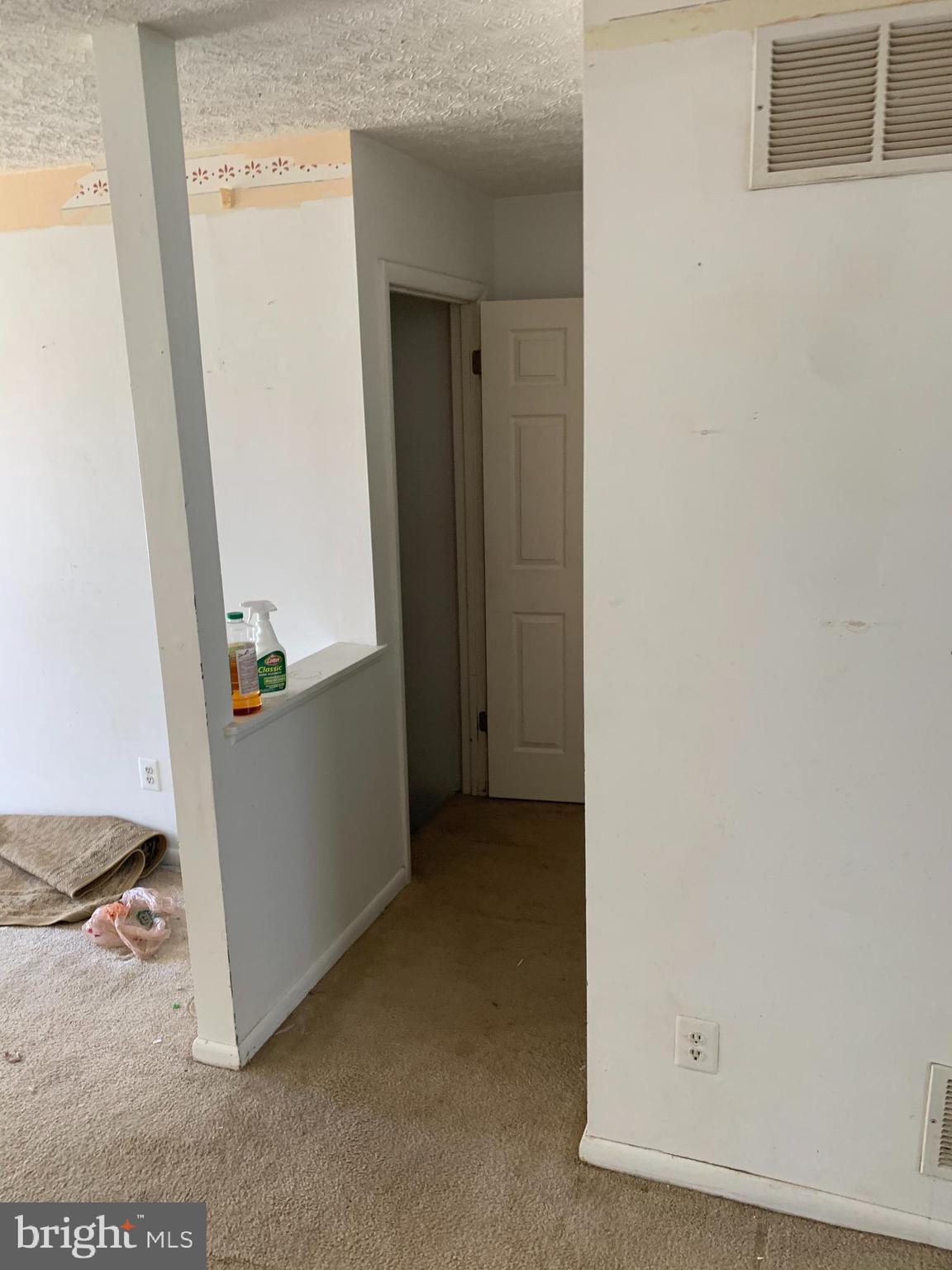 WOODBRIDGE CENTER - Residential