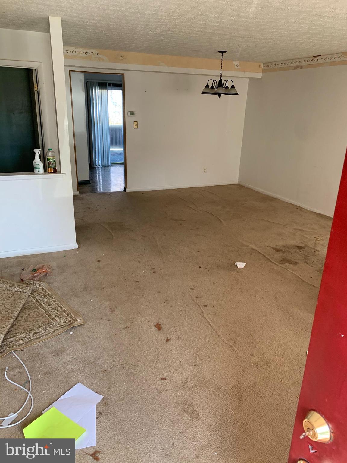 WOODBRIDGE CENTER - Residential