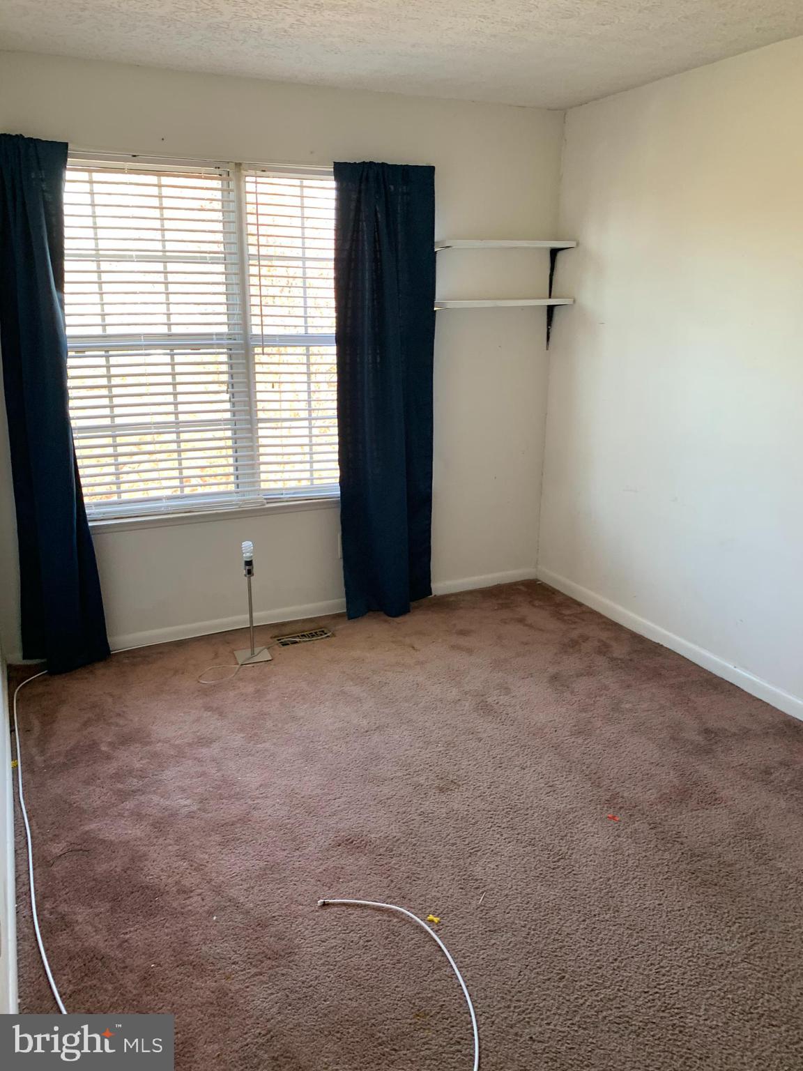 WOODBRIDGE CENTER - Residential