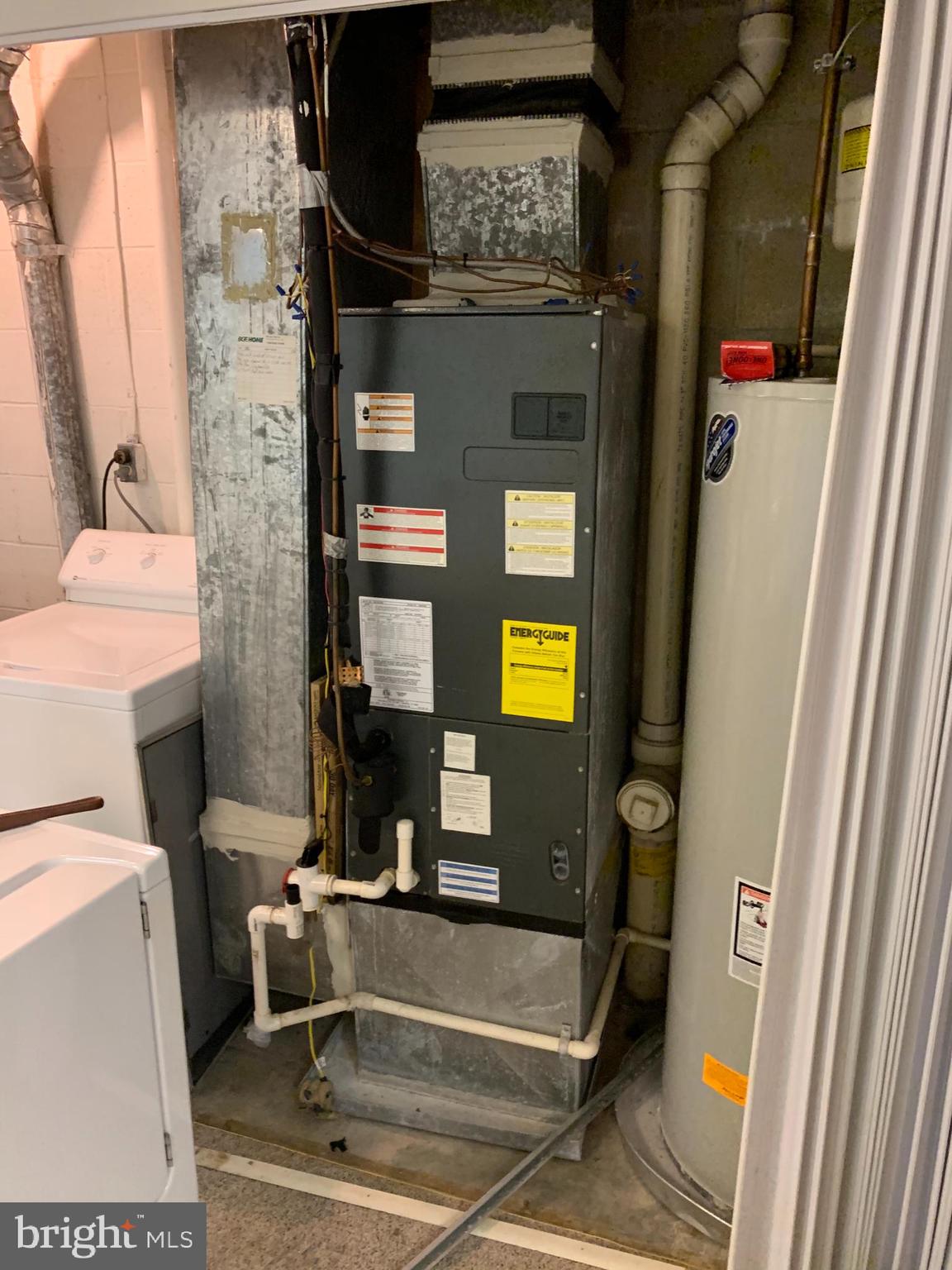 WOODBRIDGE CENTER - Residential