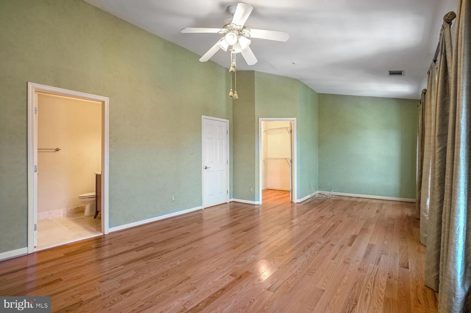 AMBERWOOD - Residential Lease