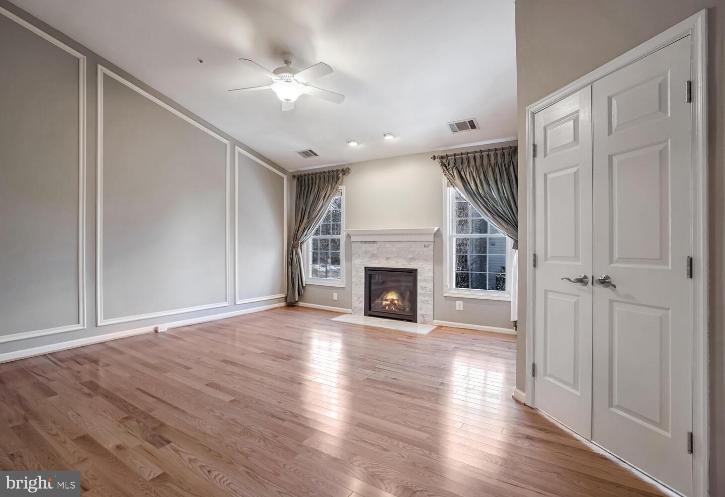 AMBERWOOD - Residential Lease