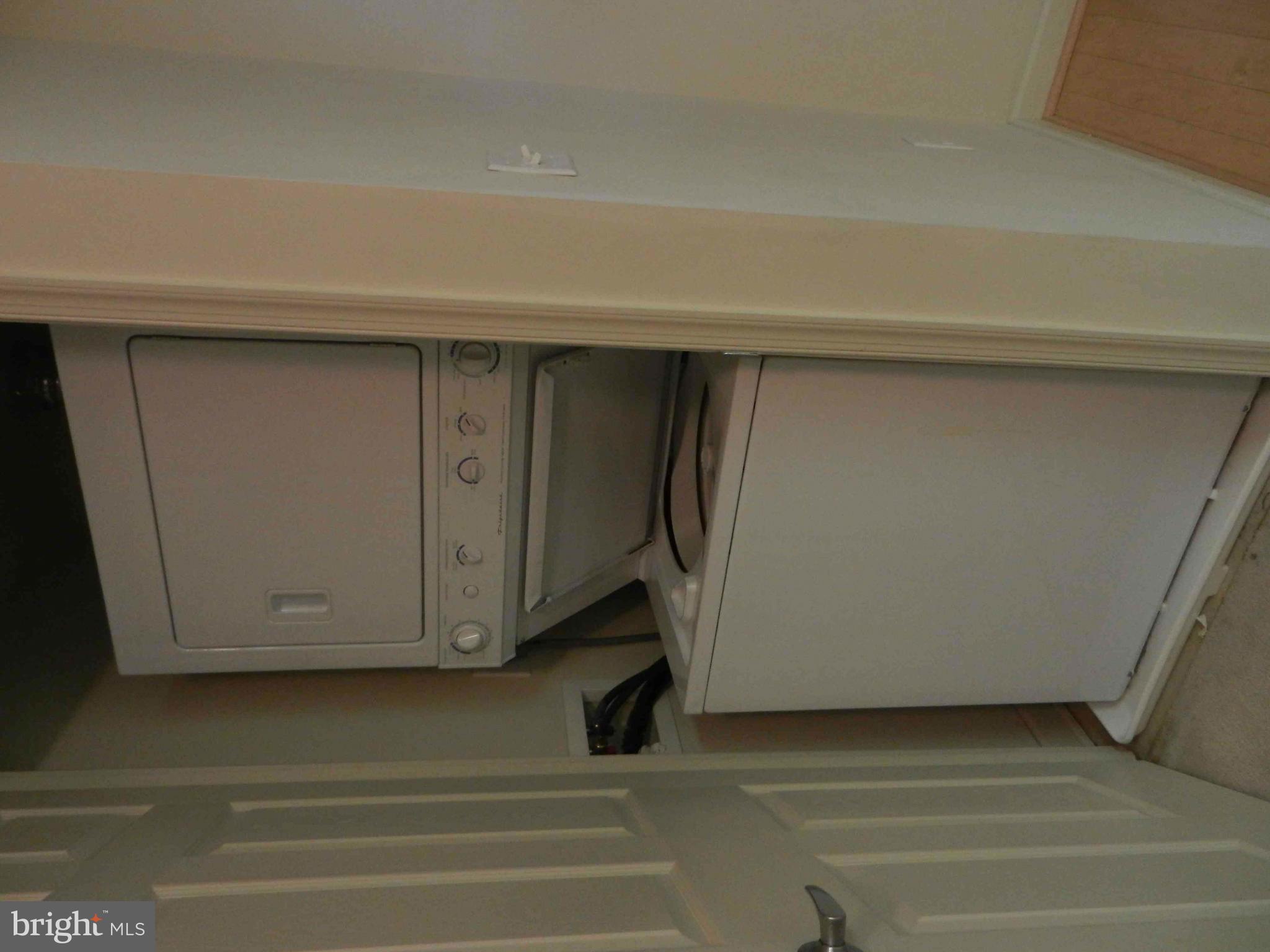 WILTON HOUSE - Residential Lease