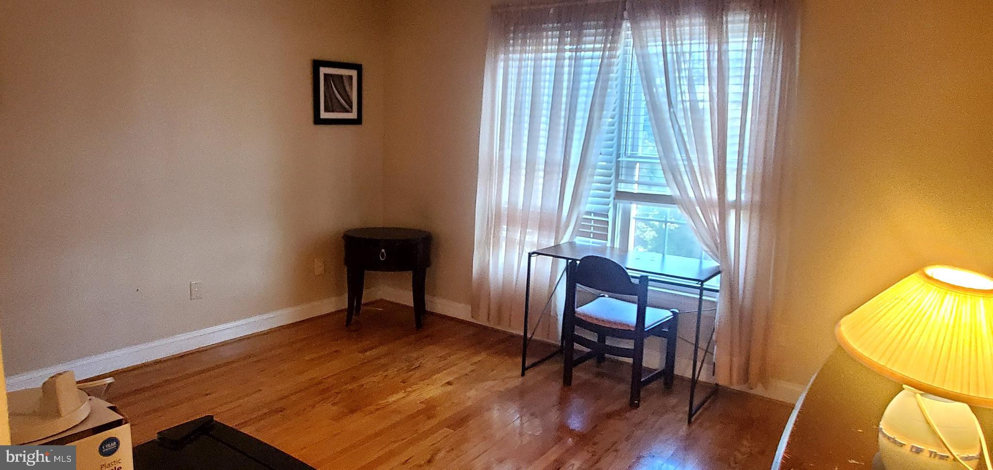 MERIWETHER ESTATES - Residential Lease