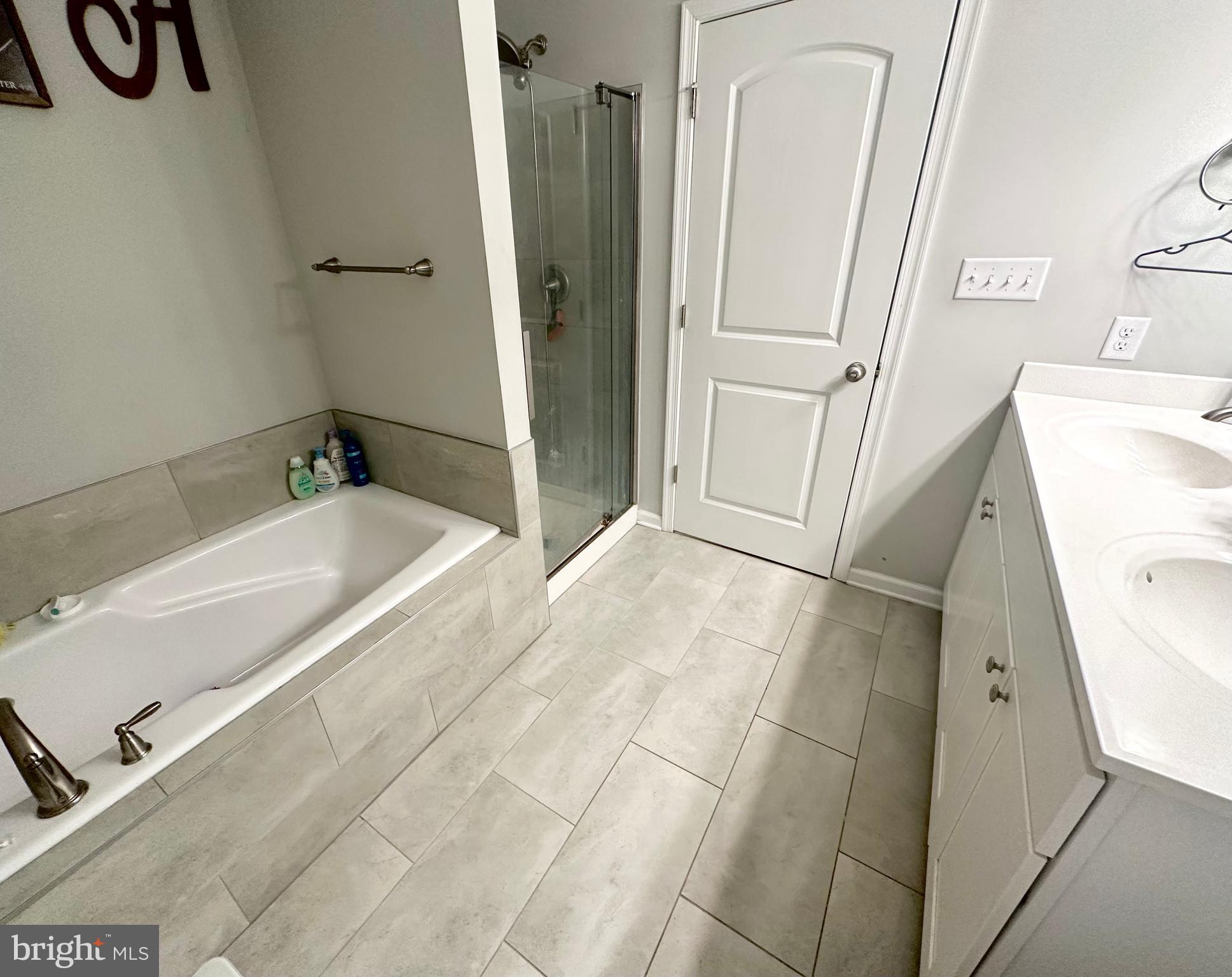 HICKORY RUN II - Residential