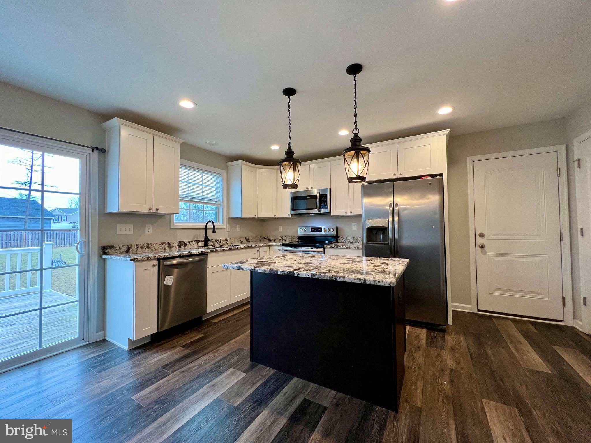 HICKORY RUN II - Residential