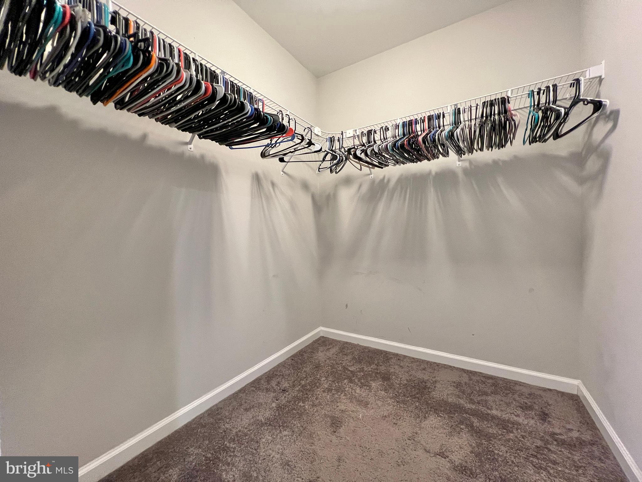 HICKORY RUN II - Residential