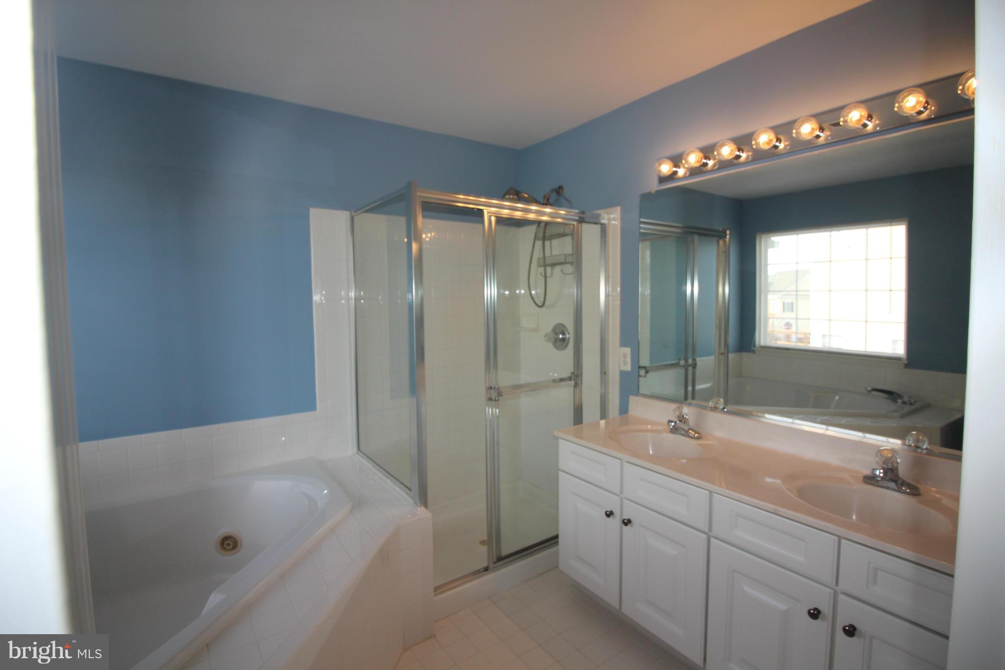 SPRING LAKES - Residential