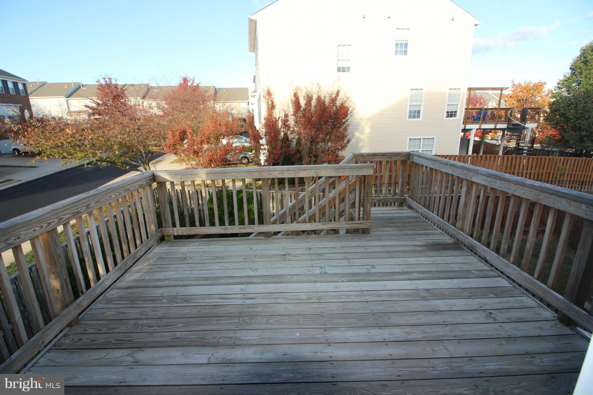 SPRING LAKES - Residential