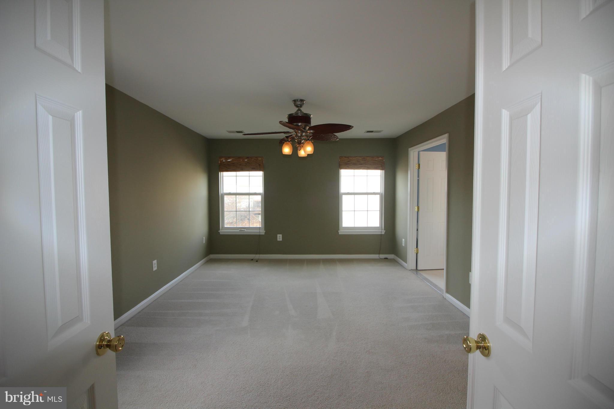 SPRING LAKES - Residential