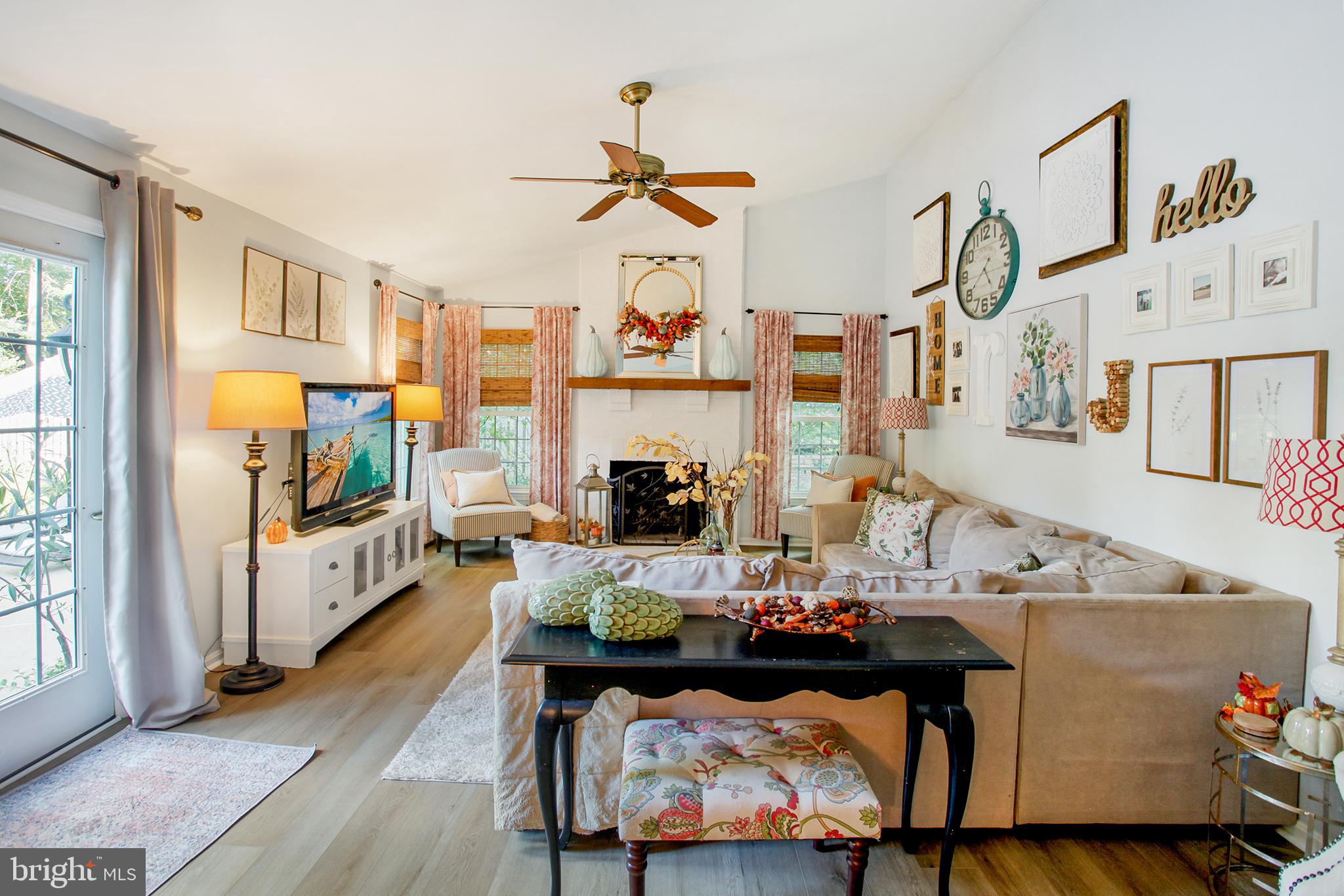 VILLAGES OF PURCELLVILLE - Residential