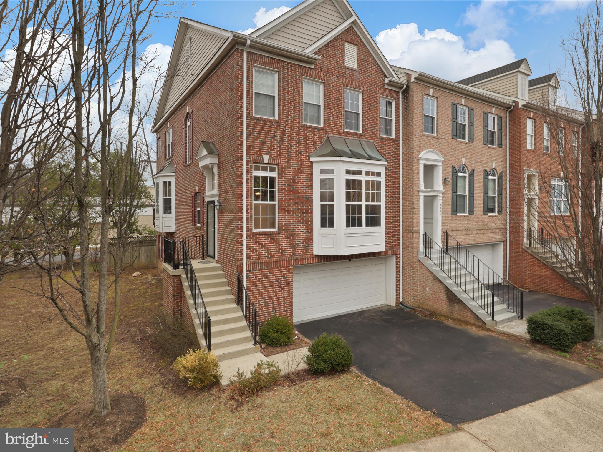 2929 SAXON FLOWERS DRIVE