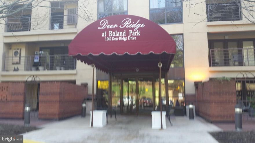 MOVE RIGHT IN NEWLY RESTORED BRIGHT 1 BEDROOM CONDO AT WALK IN LEVEL RIGHT BY FRONT FOYER.  NEW CARPET & KITCHEN LAMINATE FLOOR W/ALL APPLIANCES, WOOD BURNING FP, CERAMIC BATHROOM W/ NEW VANITY AND REAR BALCONY OVERLOOKS FALLS AND COLDSPRING WITH TERRIFIC ACCESS TO JONES FALLS AND ONLY 10 MINUTES TO DOWNTOWN. UNDER BUILDING PARKING W/1 ASSIGNED SECURED SPACE. NO PETS!