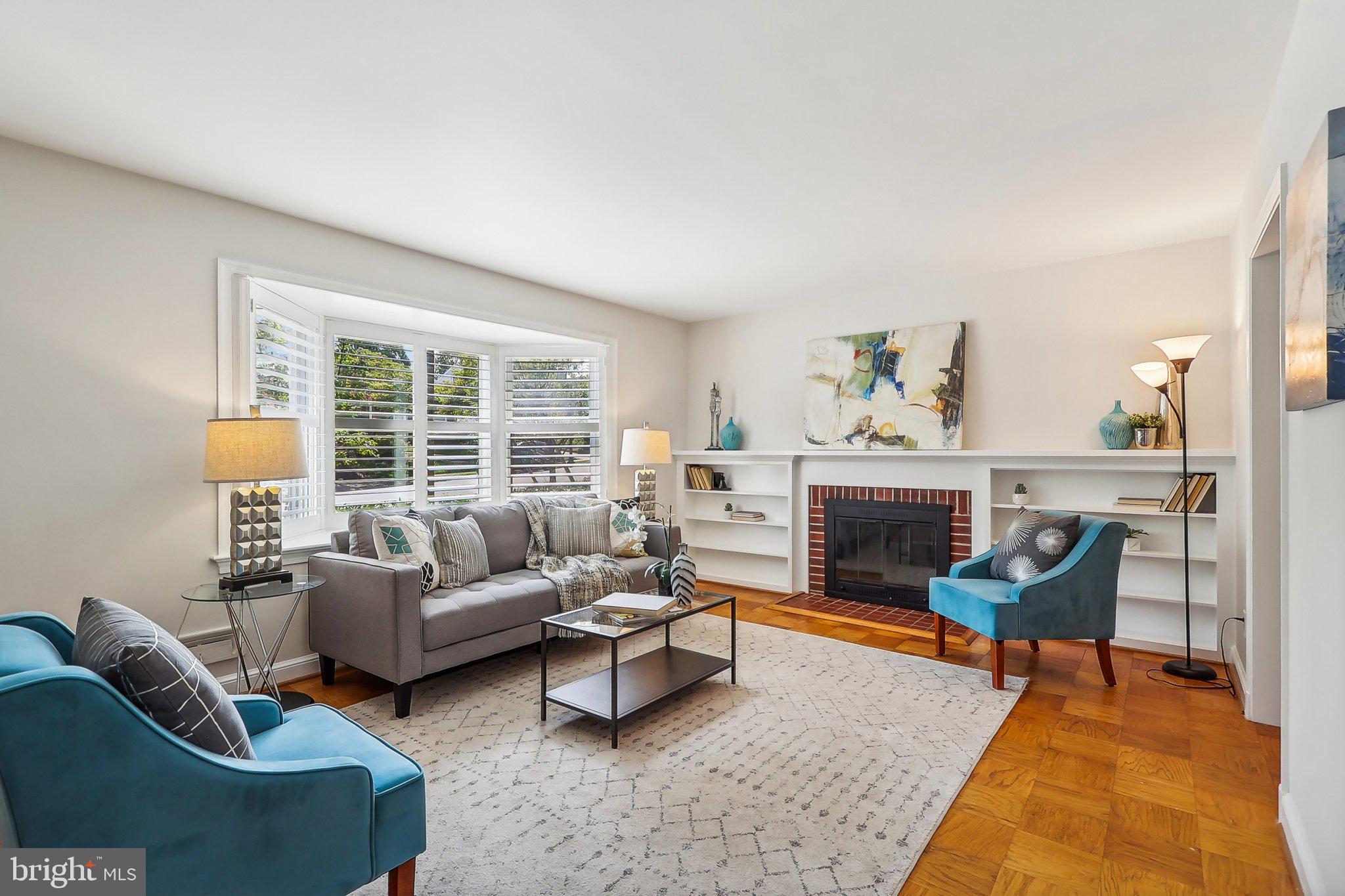 MADISON MANOR - Residential