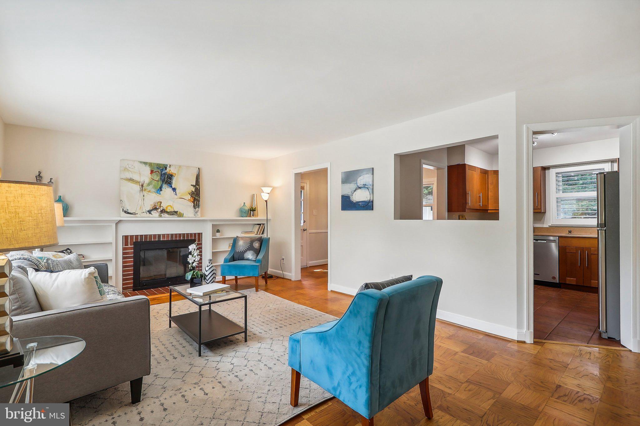 MADISON MANOR - Residential