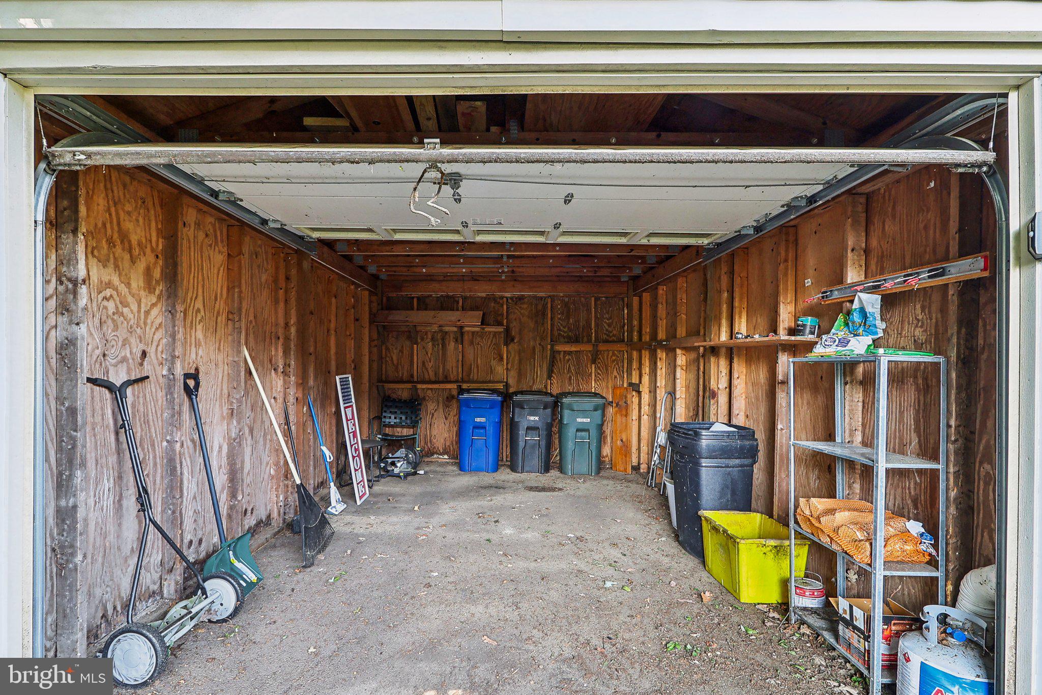 MADISON MANOR - Residential