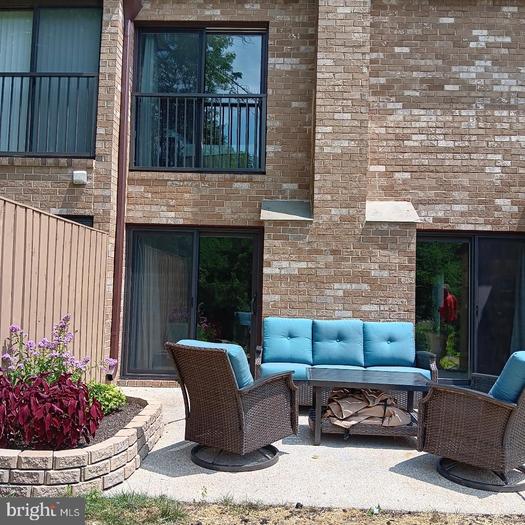 12 CHESHAM COURT B